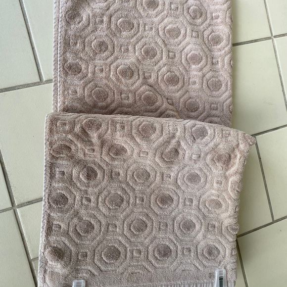 Bath 🛁 towel - Picture 3 of 4